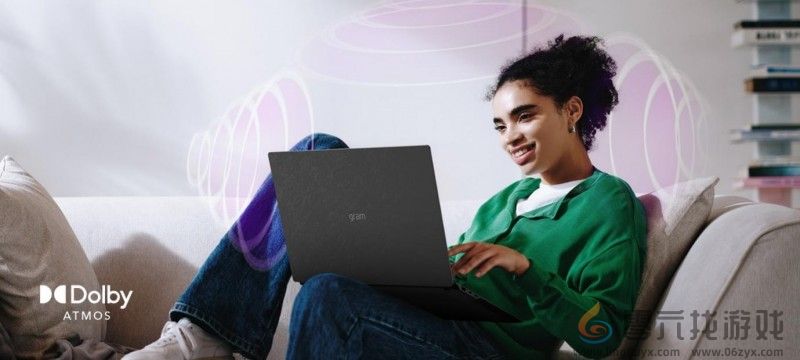 LG电子45英寸可弯曲OLED电竞显示器中国首秀 来AWE 2025畅游新视界(图9) LG电子45英寸可弯曲OLED电竞显示器中国首秀 来AWE 2025畅游新视界(图9)